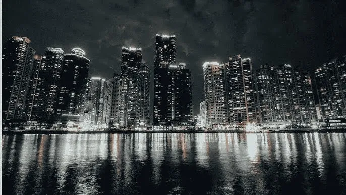 强奸电影 - 城市之光：霓虹背后的人间烟火